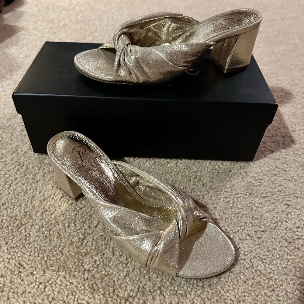 Adrianna Papell Gold Mules with Classic Design